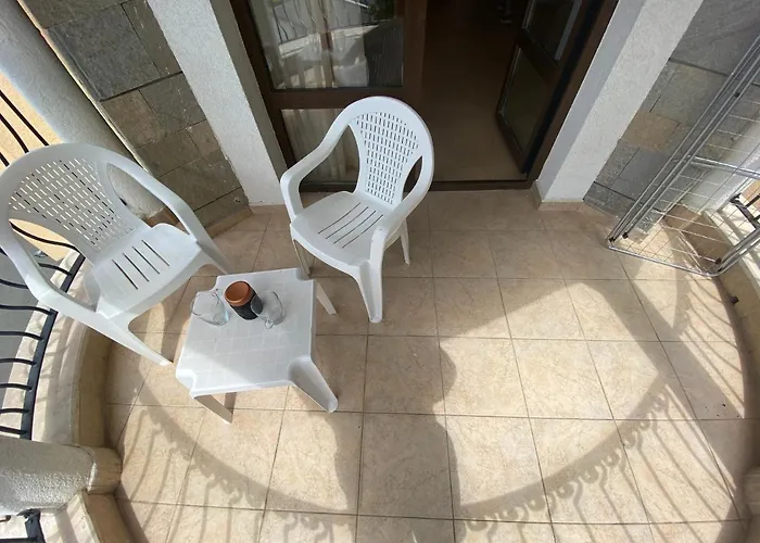 Royal Sun O 31 Royal Sun 公寓 *